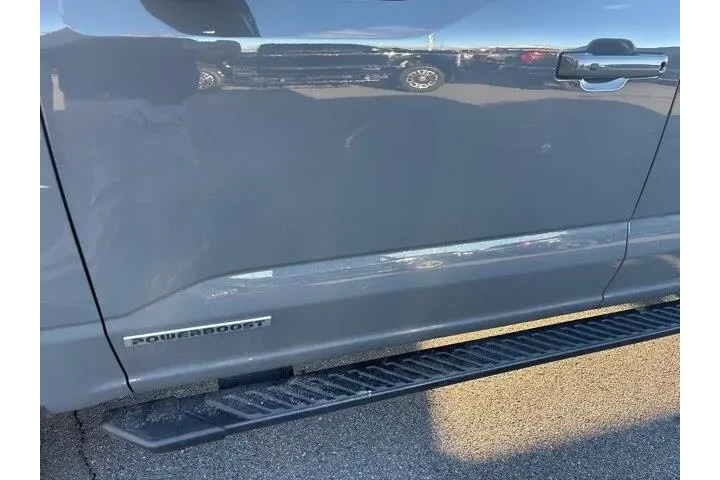 $29923 : Ford F-150 2021 4x4 XLT 4dr image 4