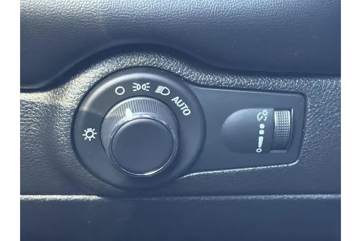 $38745 : Dodge Durango 2024 AWD R/T 4 image 9