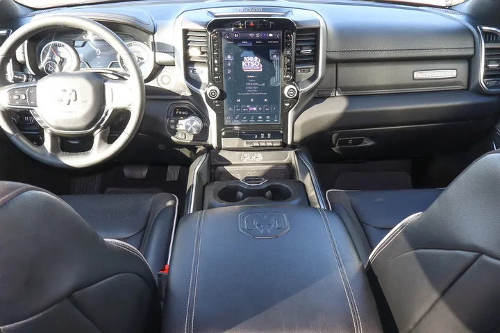 $46988 : 2025 1500 Laramie 4x4 Crew Ca image 10