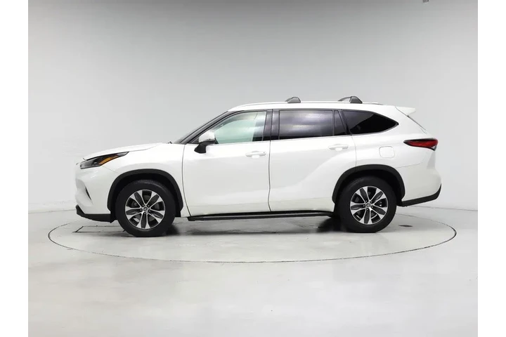 $24998 : Toyota Highlander 2021 XLE 4 image 3