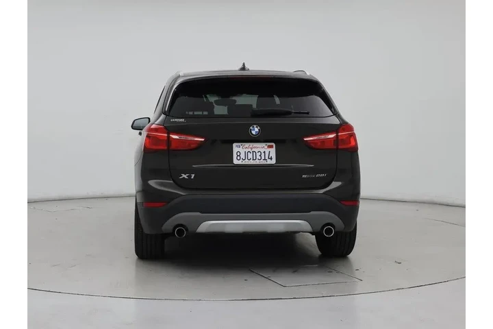 $19998 : BMW X1 2018 sDrive28i 4dr SU image 6