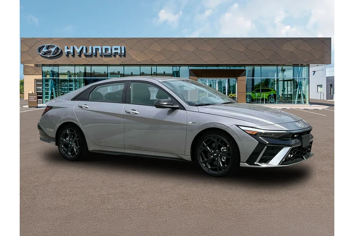 $25091 : Hyundai ELANTRA 2025 N Line image 10