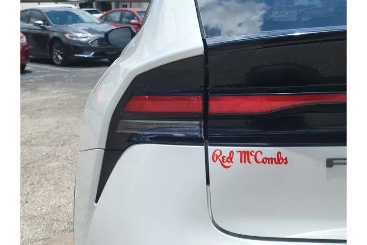 $34985 : Toyota Prius 2024 AWD LE 4dr image 10