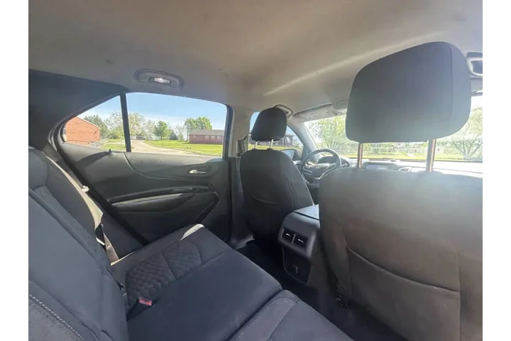 $8999 : 2018 Equinox LT image 9