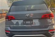 $24995 : PRE-OWNED 2022 VOLKSWAGEN TAO thumbnail