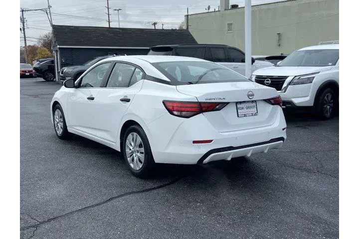 $16747 : Nissan Sentra 2025 S 4dr Sed image 6
