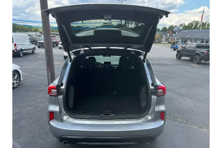 $24995 : Ford Escape 2024 ST-Line 4dr image 3