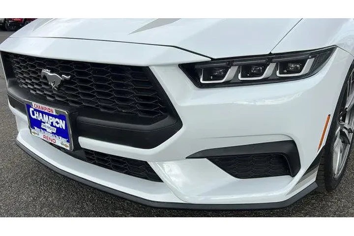 $36484 : Ford Mustang 2024 EcoBoost 2 image 10