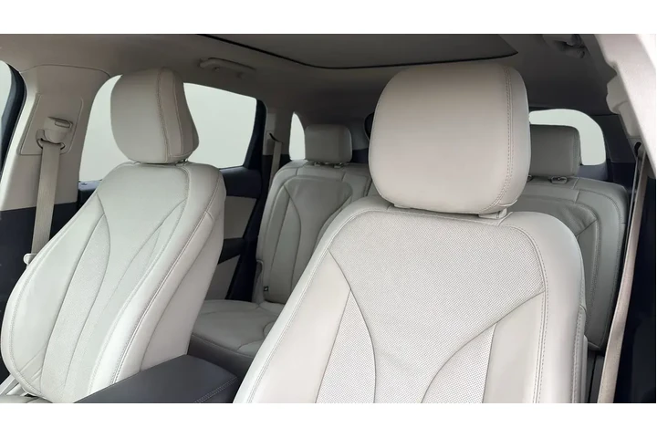 $27853 : Lincoln Nautilus 2020 AWD Re image 10