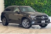 $39374 : Mercedes-Benz GLC 2023 AWD G thumbnail