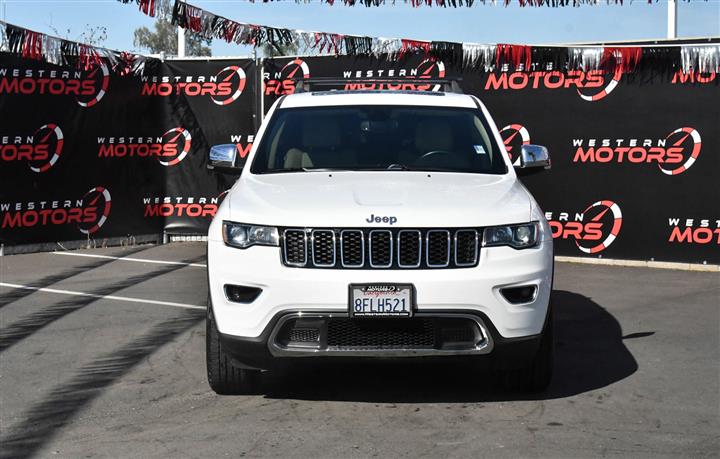 $26490 : Grand Cherokee Limited image 2