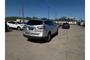 2017 Traverse AWD 4dr LT w/2LT thumbnail