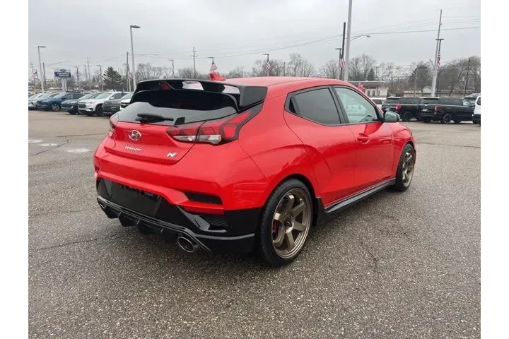 $20499 : Hyundai VELOSTER N 2021 3dr image 4
