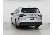 Toyota Sienna 2024 XLE 8-Pas