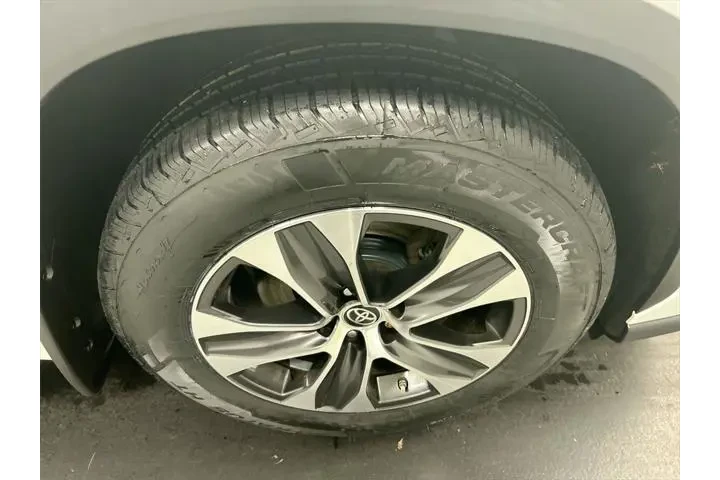 $35111 : Toyota Highlander 2022 AWD X image 8