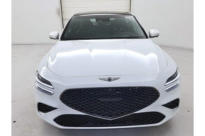 $39998 : Genesis G70 2023 3.3T Standa image 2