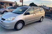 $6995 : 2004 TOYOTA SIENNA2004 TOYOTA thumbnail