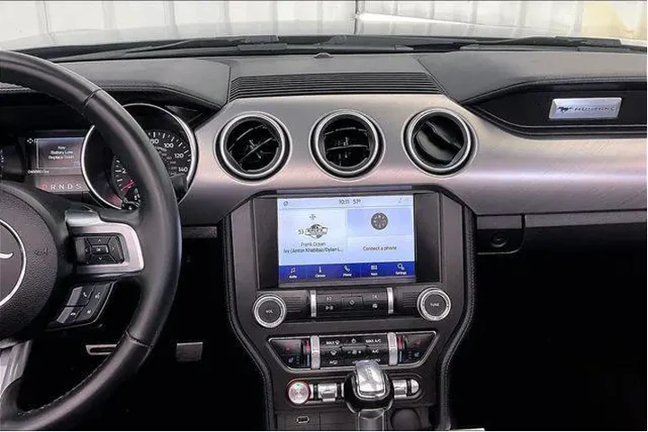 $22490 : Ford Mustang 2021 EcoBoost 2 image 6