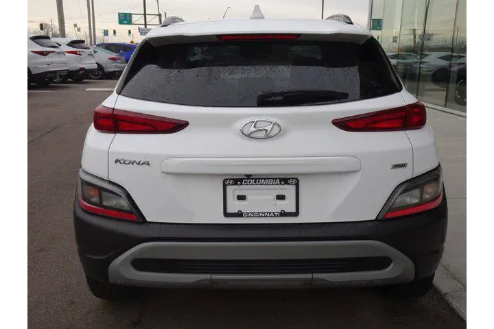 $20564 : Hyundai KONA 2022 AWD SEL 4d image 4