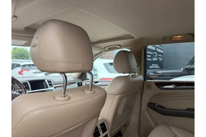 2013 Mercedes-Benz M-Class ML image 6