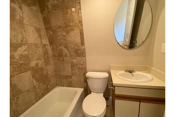 $1000 : COSTA MESA, 1 dormitorio, 1 ba image 2