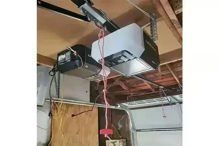 🏃🏃EMERGENCIAS GARAGE DOORS😳 image 7