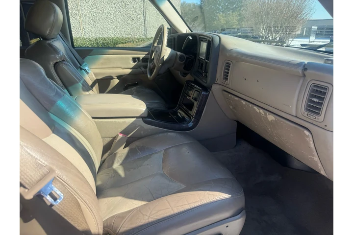 $19990 : 2004 GMC Yukon Denali image 8
