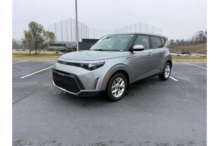 $15735 : Kia Soul 2024 S 4dr Crossove image 3