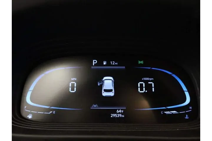 $17999 : Hyundai VENUE 2023 SEL 4dr C image 4