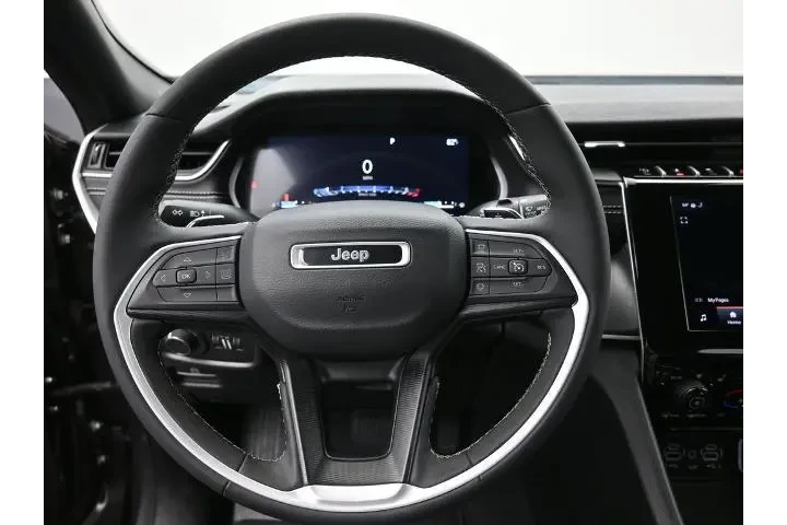 $30491 : Jeep Grand Cherokee 2024 4x4 image 7