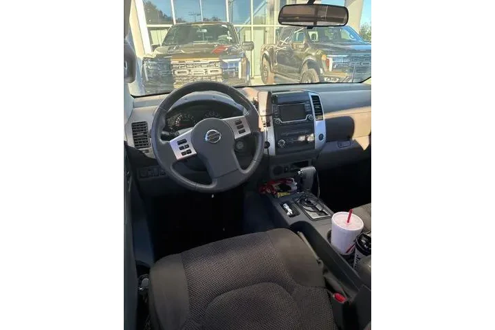 $14324 : Nissan Frontier 2015 4x2 S 4 image 6