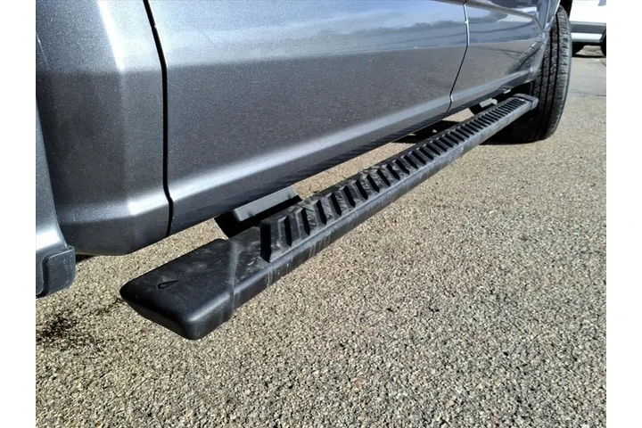 $35950 : Ford F-150 2022 4x4 XLT 4dr image 9