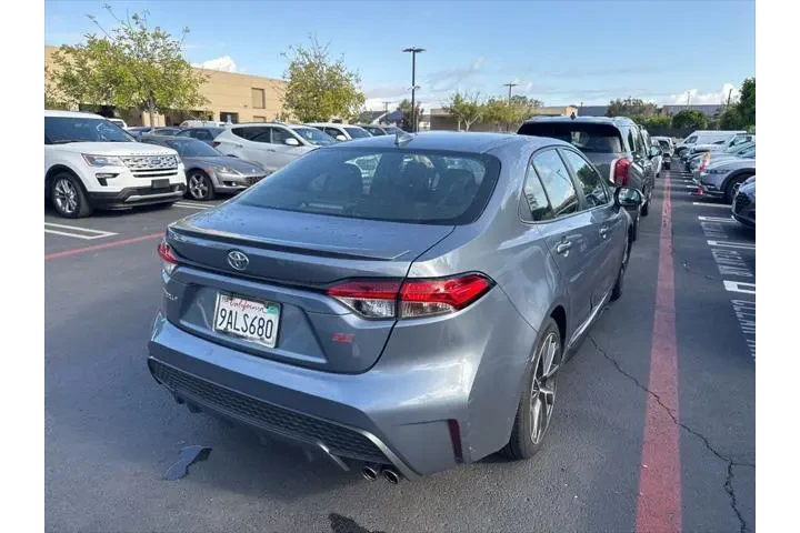 $21995 : Toyota Corolla 2022 SE 4dr S image 2