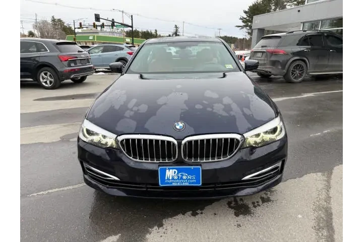 $16499 : 2017 BMW 5 Series 530i xDrive image 3