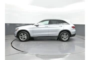 $23124 : Mercedes-Benz GLC 2022 AWD G thumbnail