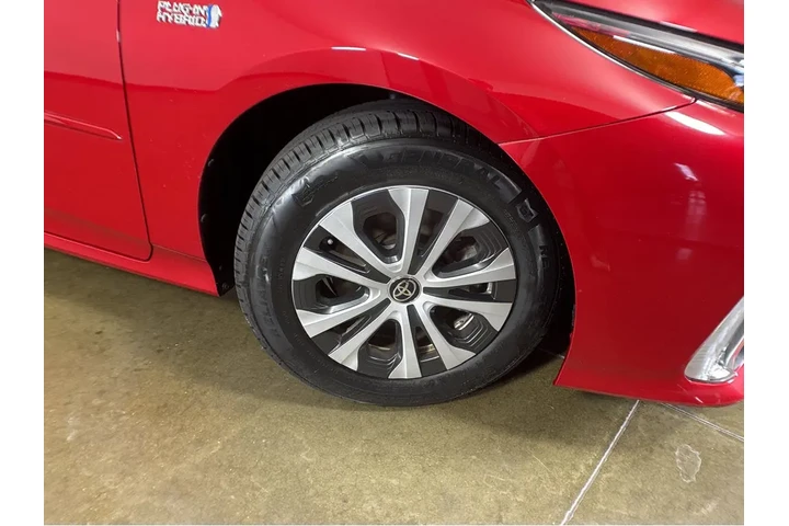 $25590 : Gold Certified2020 Prius Prim image 8