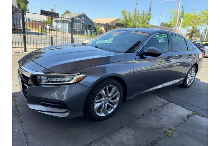 2019 Accord LX image 3