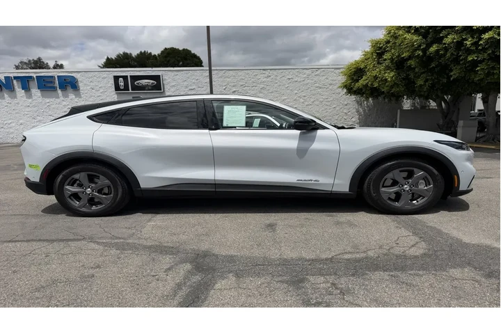 $27995 : Ford Mustang Mach-E 2023 AWD image 8