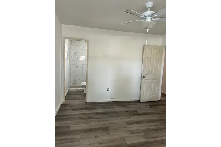 $1400 : Disponible para alquilar image 2