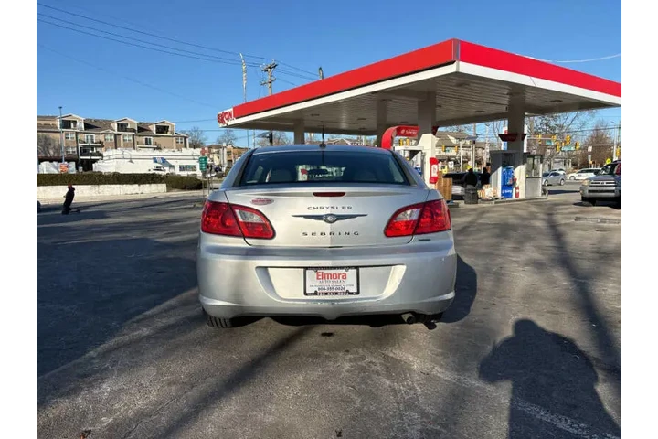 $4499 : 2010 Sebring Touring image 6
