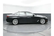 $33752 : BMW 5 Series 2023 AWD 530i x thumbnail