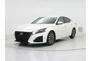 $20998 : Nissan Altima 2023 2.5 SV 4d thumbnail
