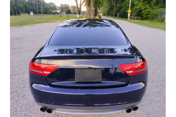$11995 : 2010 S5 4.2 quattro Prestige image 6