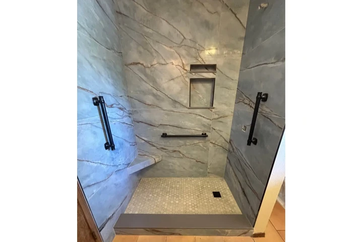 Intalador de tile disponible image 6