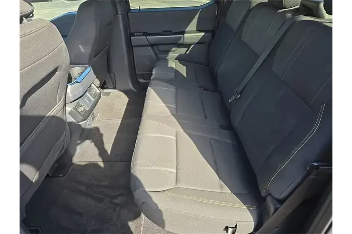 $35990 : Ford F-150 2024 4x2 STX 4dr image 9