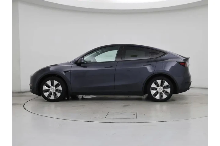 $30998 : Tesla Model Y 2021 AWD Long image 3
