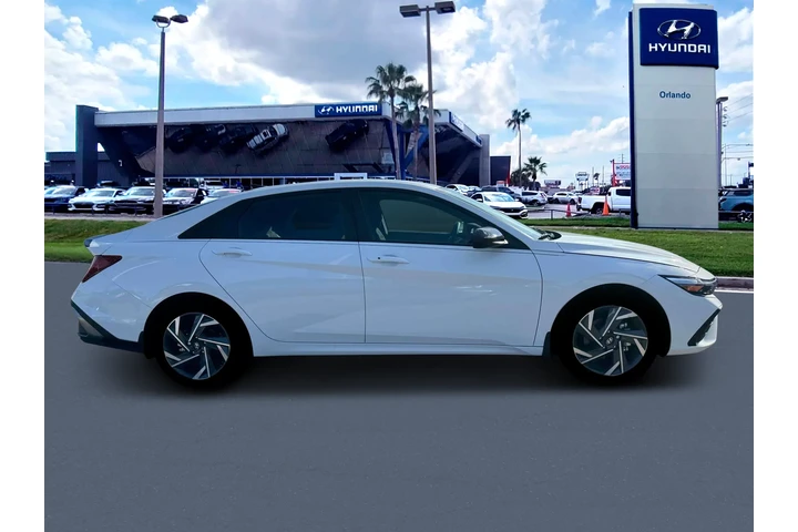 $23505 : Hyundai ELANTRA Hybrid 2025 image 9