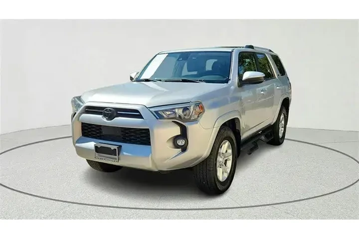 $32079 : Toyota 4Runner 2023 4x2 SR5 image 7