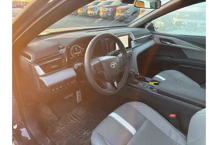 $30000 : Toyota Camry 2025 SE 4dr Sed image 9