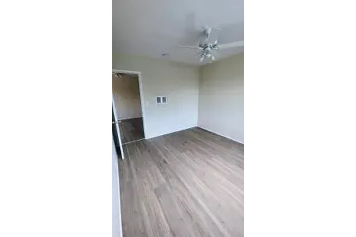 RENTO APT 📍Manchester/Vermont image 5